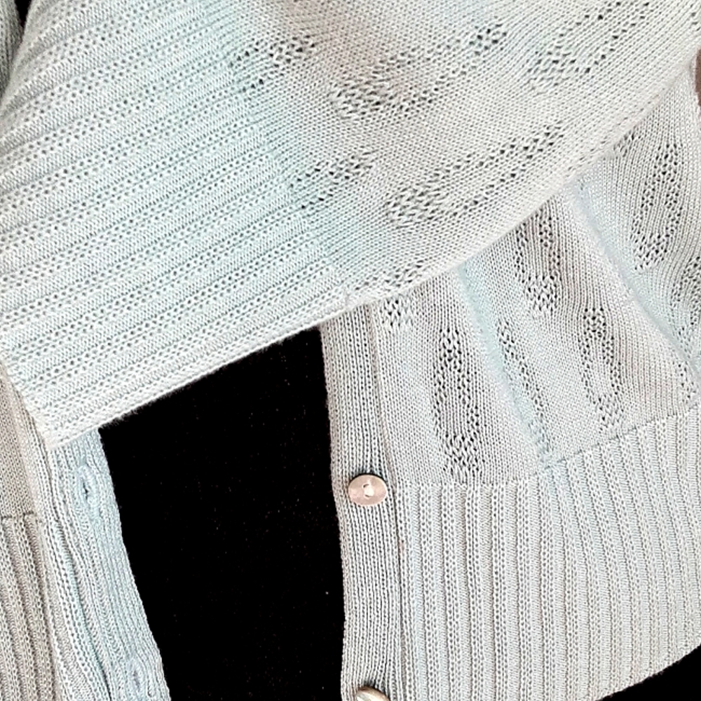 Sweet Cardi - Picture 2 of 5